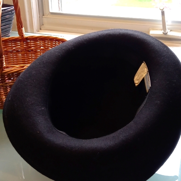 Principales Black 100% Wool Hat - Picture 2 of 7